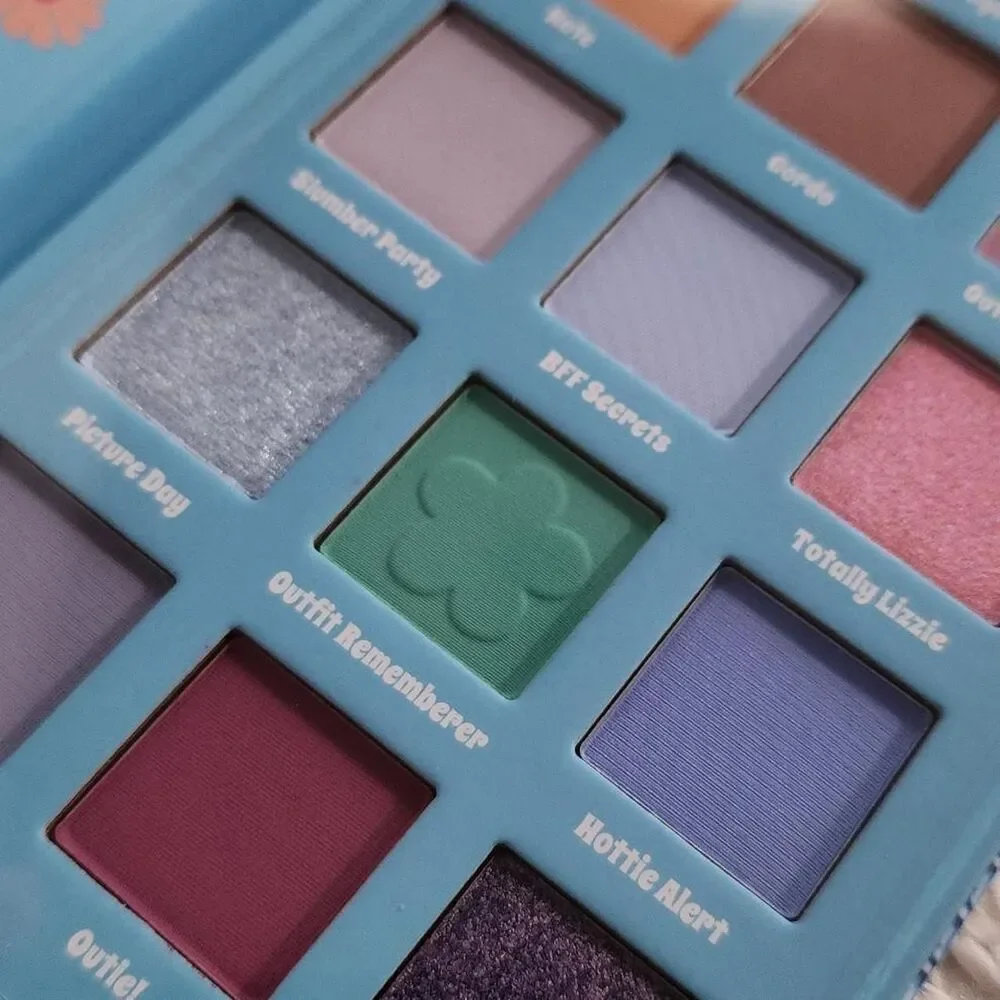 Unbranded multi Makeup